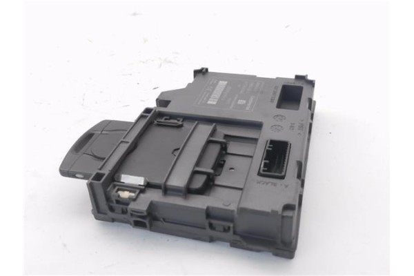 Recambio de clausor para renault clio iv 1.2 expression referencia OEM IAM 285906994R A2C53424962 