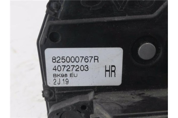 Recambio de cierre electromagnetico trasero derecho para renault clio iv 1.2 expression referencia OEM IAM 825000767R 40727203 
