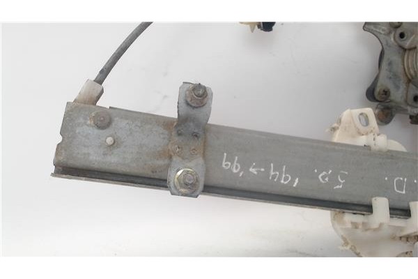 Recambio de mecanismo elevalunas delantero derecho para hyundai accent (x3) referencia OEM IAM 8240222000  