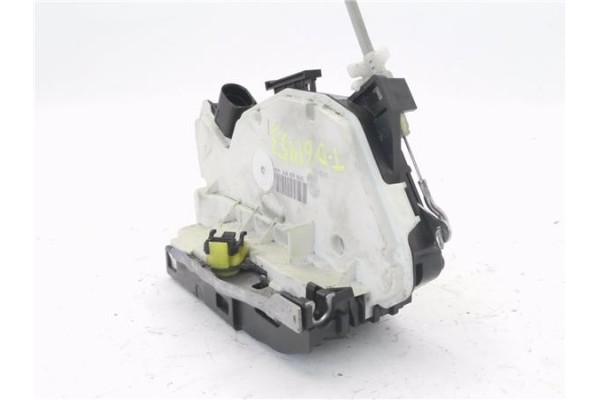 Recambio de cierre electromagnetico trasero derecho para seat ibiza berlina (6j5) 1.4 referencia OEM IAM 6J0839016C  