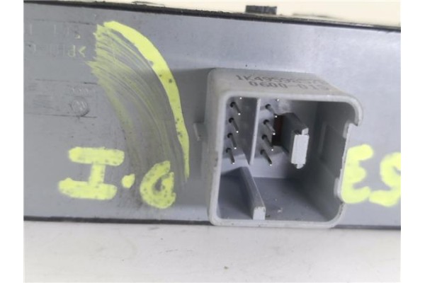 Recambio de mando elevalunas delantero izquierdo para seat ibiza berlina (6j5) 1.4 referencia OEM IAM 1K4959857B  