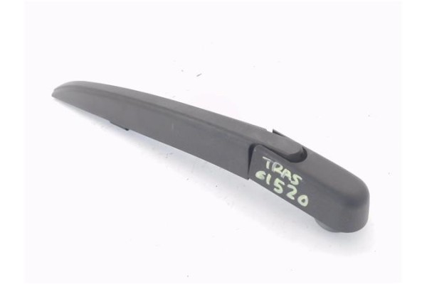 Recambio de brazo limpiaparabrisas trasero para renault clio iv 1.2 expression referencia OEM IAM 80018357  