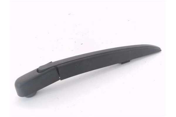 Recambio de brazo limpiaparabrisas trasero para renault clio iv 1.2 expression referencia OEM IAM 80018357  