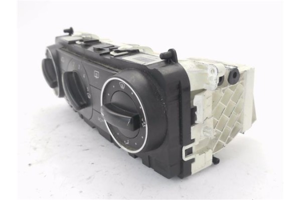 Recambio de mandos climatizador para mercedes-benz clase a (bm 169) 2.0 a 200 cdi (169.008) referencia OEM IAM A1698301385 69780