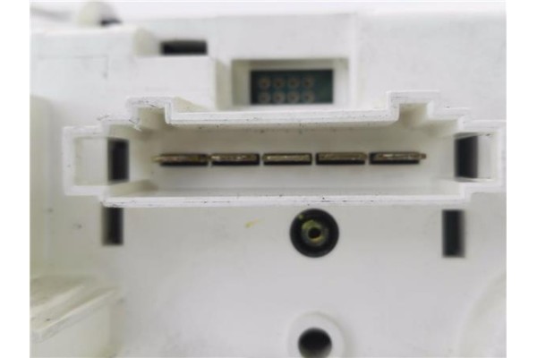 Recambio de mandos climatizador para mercedes-benz clase a (bm 169) 2.0 a 200 cdi (169.008) referencia OEM IAM A1698301385 69780