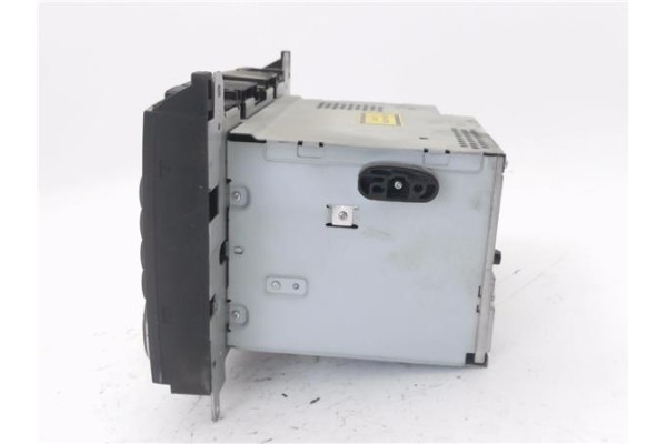 Recambio de autoradio para mercedes-benz clase a (bm 169) 2.0 a 200 cdi (169.008) referencia OEM IAM A1698207589 MF2550 