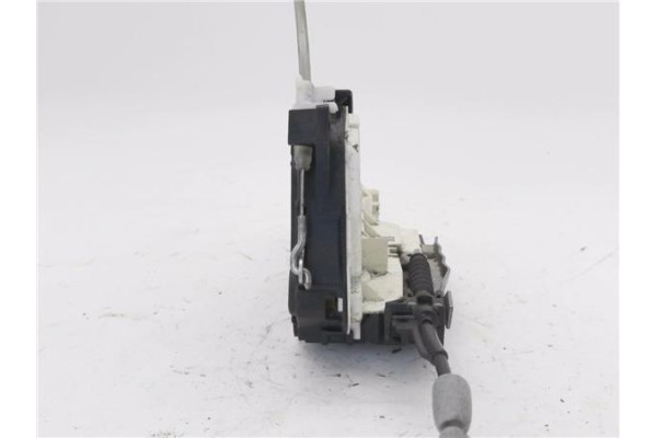 Recambio de cierre electromagnetico delantero izquierdo para seat ibiza berlina (6j5) 1.4 referencia OEM IAM 5N1837015C  