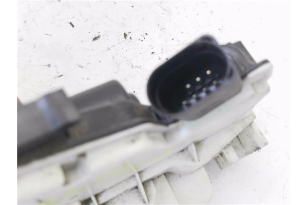 Recambio de cierre electromagnetico delantero izquierdo para seat ibiza berlina (6j5) 1.4 referencia OEM IAM 5N1837015C  