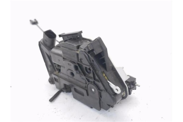 Recambio de cierre electromagnetico trasero izquierdo para seat ibiza berlina (6j5) 1.4 referencia OEM IAM 6J0839015C  