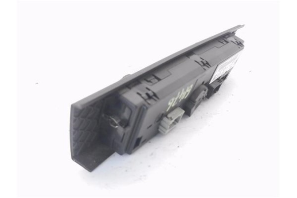 Recambio de mandos climatizador para bmw serie 3 berlina (e90) 3.0 330d referencia OEM IAM 6411911713601 A2C53181399 