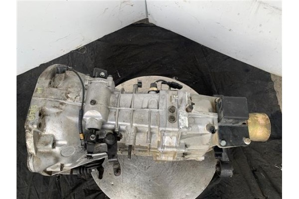 Recambio de caja cambios manual para hyundai h-1 furgón 2.5 crdi referencia OEM IAM 6373683  