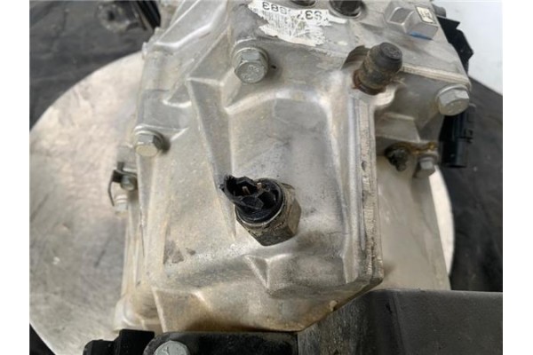 Recambio de caja cambios manual para hyundai h-1 furgón 2.5 crdi referencia OEM IAM 6373683  