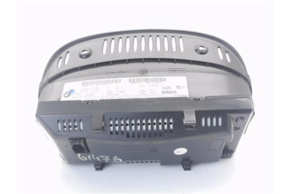 Recambio de pantalla para bmw serie 3 berlina (e90) 3.0 330d referencia OEM IAM 65829114362 65829114360 