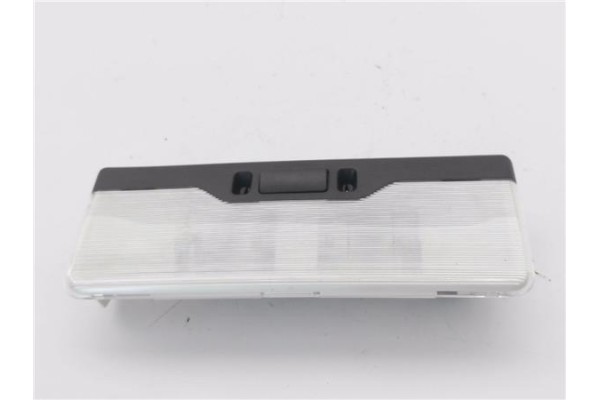 Recambio de luz delantero central techo para bmw serie x3 (e83) 2.0d referencia OEM IAM 6962141 2JA007712 