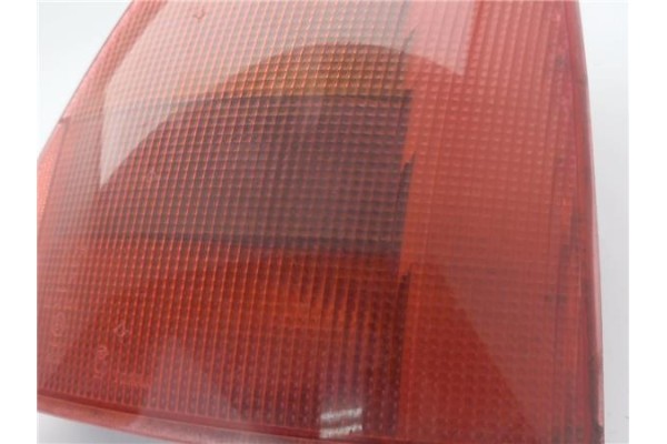 Recambio de piloto trasero derecho para renault clio ii fase ii (b/cb0) 1.2 authentique referencia OEM IAM 7700410516  