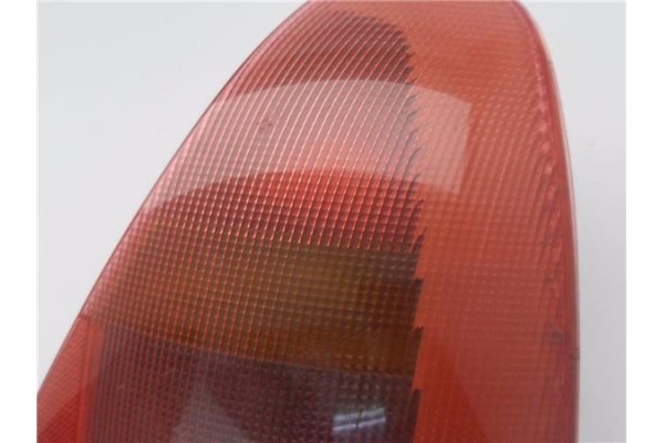 Recambio de piloto trasero derecho para renault clio ii fase ii (b/cb0) 1.2 authentique referencia OEM IAM 7700410516  