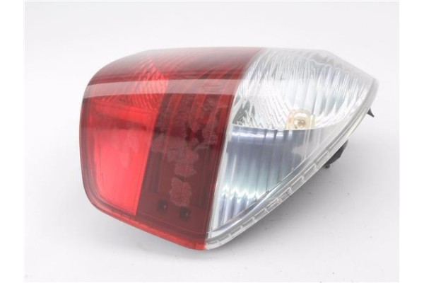 Recambio de piloto trasero derecho para bmw serie x3 (e83) 2.0d referencia OEM IAM PBW7162210  