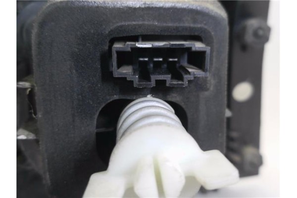 Recambio de piloto trasero derecho para volkswagen golf vi (5k1) 1.6 advance referencia OEM IAM 5K0945096E 5K0945112 