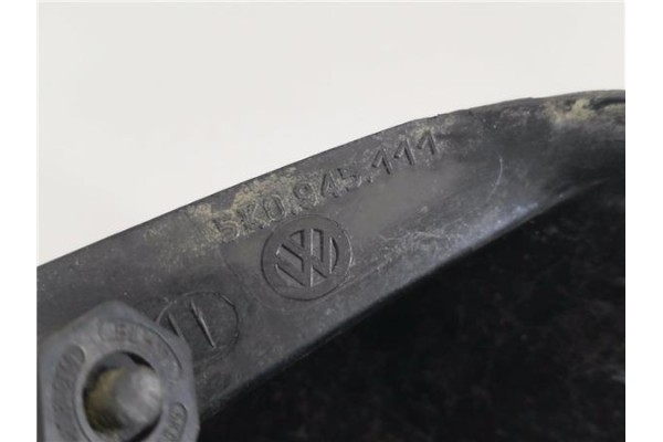 Recambio de piloto trasero izquierdo para volkswagen golf vi (5k1) 1.6 advance referencia OEM IAM 5K0945095E 5K0945111 