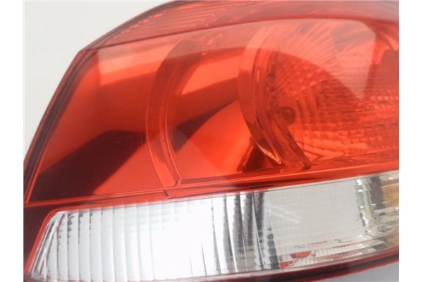 Recambio de piloto trasero izquierdo para volkswagen golf vi (5k1) 1.6 advance referencia OEM IAM 5K0945095E 5K0945111 