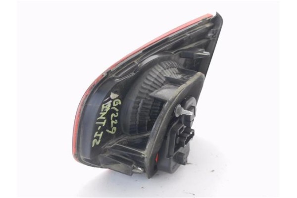 Recambio de piloto porton trasero izquierdo para volkswagen golf vi (5k1) 1.6 advance referencia OEM IAM 5K0945093G  