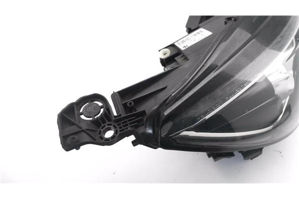 Recambio de faro xenon derecho para peugeot 308 sw 1.6 active referencia OEM IAM 967783238002 6253230 