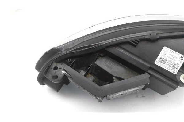 Recambio de faro xenon derecho para peugeot 308 sw 1.6 active referencia OEM IAM 967783238002 6253230 