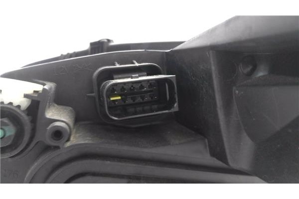 Recambio de faro xenon derecho para peugeot 308 sw 1.6 active referencia OEM IAM 967783238002 6253230 