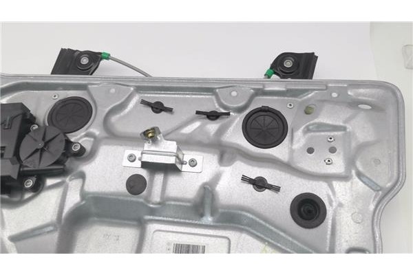 Recambio de elevalunas electrico delantero derecho para volkswagen polo iv (9n1) 1.4 16v referencia OEM IAM 6Q4837462J 400642E 