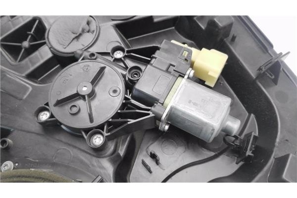 Recambio de elevalunas electrico delantero izquierdo para ford fiesta (cnn) 1.5 ambiente referencia OEM IAM A045H17AB 8A6114A389