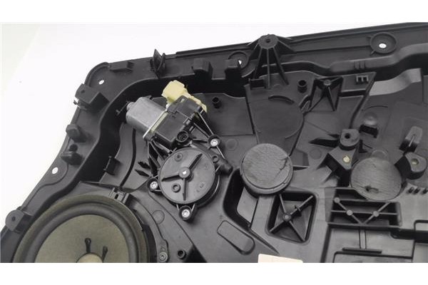 Recambio de elevalunas electrico delantero derecho para ford fiesta (cnn) 1.5 ambiente referencia OEM IAM A045H16AB 8A6114553B 
