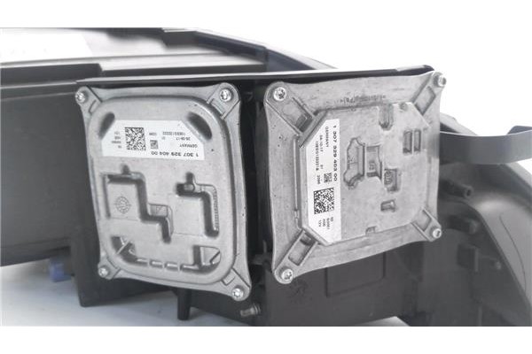 Recambio de faro xenon izquierdo para peugeot 308 sw 1.6 active referencia OEM IAM 967783248002 6253239 