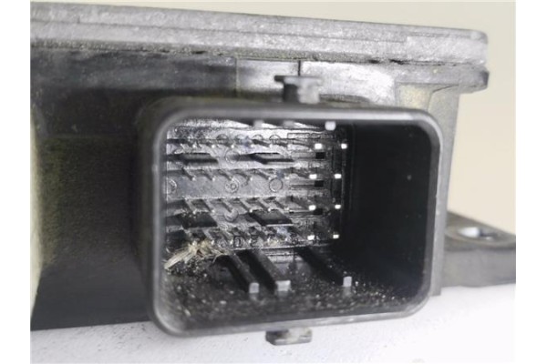 Recambio de centralita para renault clio iii 1.5 dci (c/br1g) referencia OEM IAM 8200513163 8200399038 