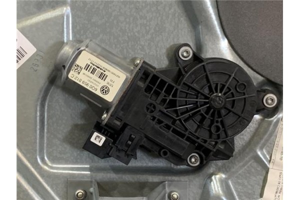 Recambio de elevalunas electrico trasero derecho para volkswagen polo iv (9n1) 1.4 tdi referencia OEM IAM 6Q0959811C  