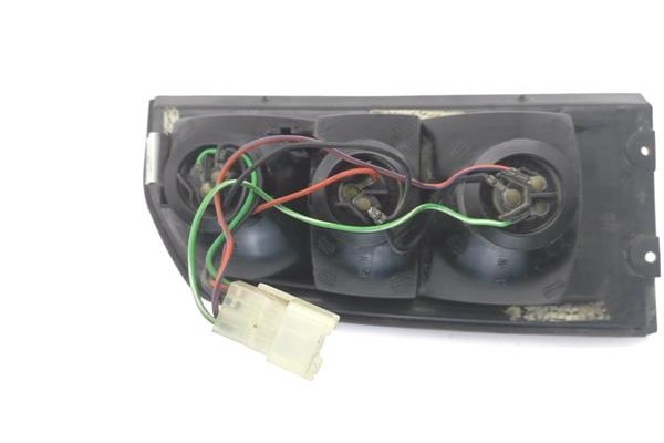 Recambio de piloto trasero derecho para suzuki vitara (se/sf/et) 1.6 techo metálico xaloc referencia OEM IAM   