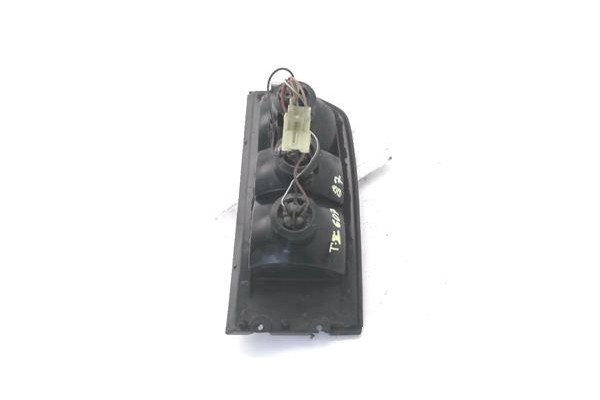 Recambio de piloto trasero izquierdo para suzuki vitara (se/sf/et) 1.6 techo metálico xaloc referencia OEM IAM   