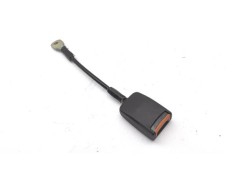 Recambio de anclaje cinturon delantero izquierdo para seat marbella 0.9 referencia OEM IAM 25061991 21019 