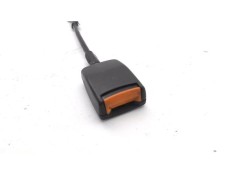 Recambio de anclaje cinturon delantero izquierdo para seat marbella 0.9 referencia OEM IAM 25061991 21019 