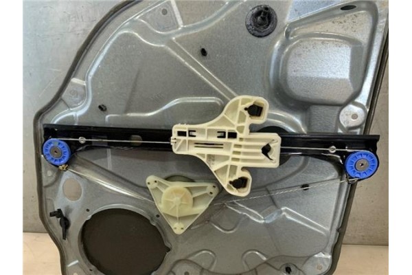 Recambio de elevalunas electrico trasero derecho para volkswagen polo iv (9n1) 1.4 tdi referencia OEM IAM 6Q0959811C  