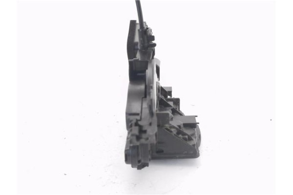 Recambio de cierre electromagnetico delantero izquierdo para seat ibiza (kj1) 1.0 fr referencia OEM IAM 10B837015B  