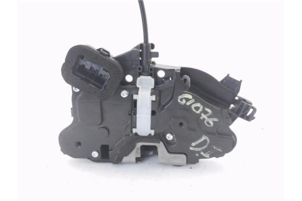 Recambio de cierre electromagnetico delantero izquierdo para seat ibiza (kj1) 1.0 fr referencia OEM IAM 10B837015B  
