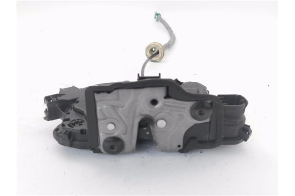 Recambio de cierre electromagnetico delantero izquierdo para seat ibiza (kj1) 1.0 fr referencia OEM IAM 10B837015B  