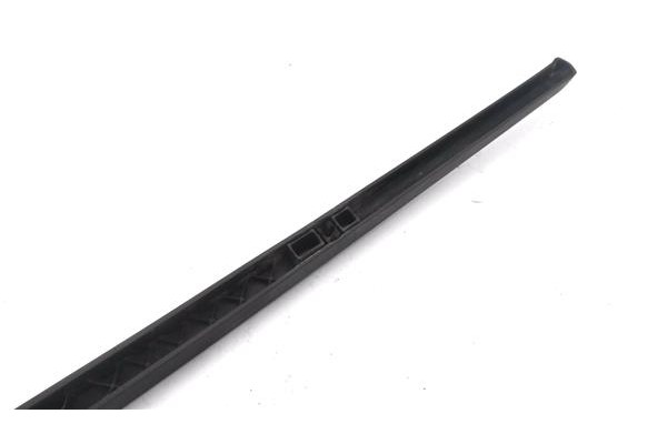 Recambio de brazo limpiaparabrisas trasero para audi a3 sportback (8pa) 1.9 tdi ambiente referencia OEM IAM   