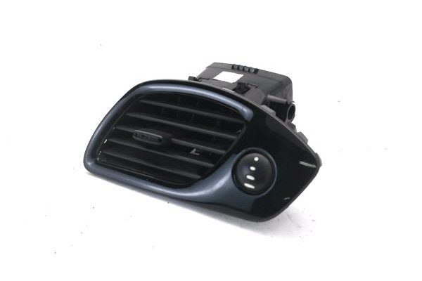 Recambio de rejilla entrada de aire para renault grand scénic iii (jz0/1_) 1.5 dci referencia OEM IAM 687607332R  
