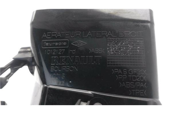 Recambio de rejilla entrada de aire para renault grand scénic iii (jz0/1_) 1.5 dci referencia OEM IAM 687607332R  