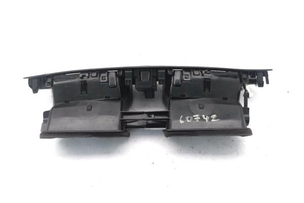 Recambio de consola para renault grand scénic iii (jz0/1_) 1.5 dci referencia OEM IAM 682600035R 252100502R 