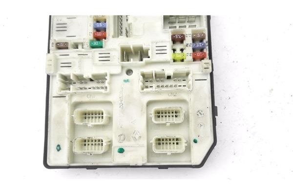 Recambio de caja fusibles/rele para renault grand scénic iii (jz0/1_) 1.5 dci referencia OEM IAM 284B62069RA 522222F05 