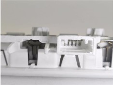 Recambio de luz delantero central techo para renault grand scénic iii (jz0/1_) 1.5 dci referencia OEM IAM   