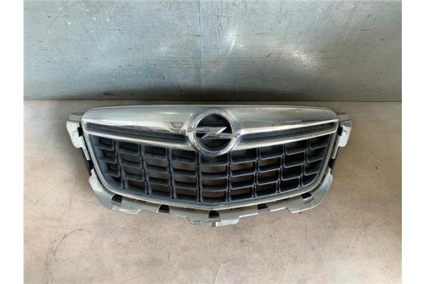 Recambio de rejilla capo para opel mokka 1.7 excellence referencia OEM IAM 95391779  