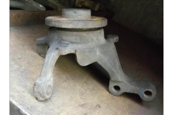 Recambio de mangueta delantero izquierda para renault laguna (b56) 2.0 (b56c/h/n) referencia OEM IAM   